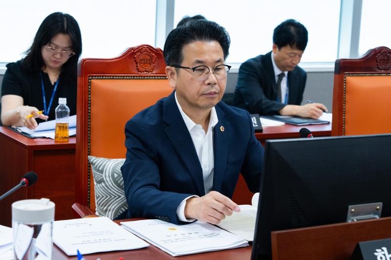 제393회 임시회 제1차 문화체육관광위원회_3