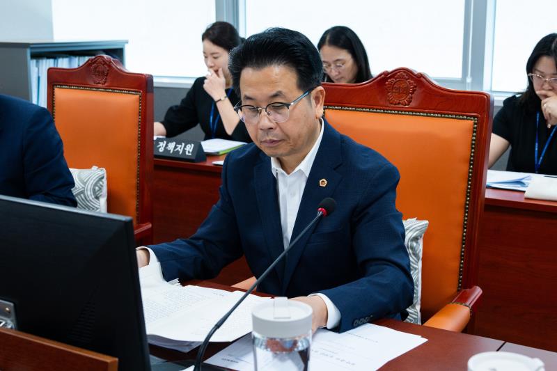 제393회 임시회 제1차 문화체육관광위원회_4