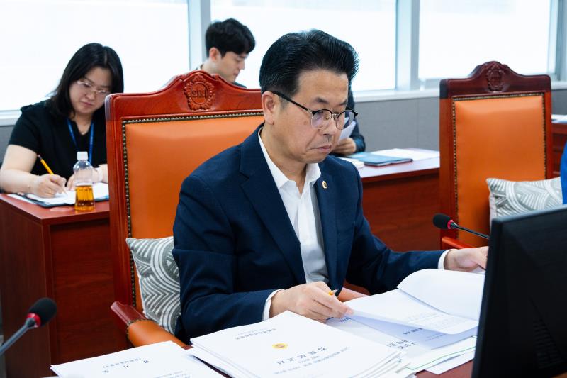 제393회 임시회 제1차 문화체육관광위원회_5