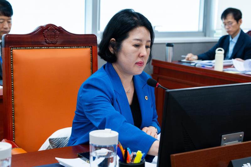제393회 임시회 제1차 문화체육관광위원회_3