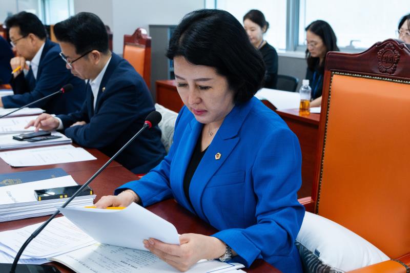 제393회 임시회 제1차 문화체육관광위원회_8