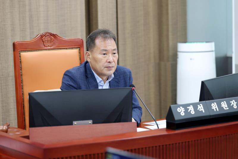 제393회 임시회 제1차 안전행정위원회-1_9