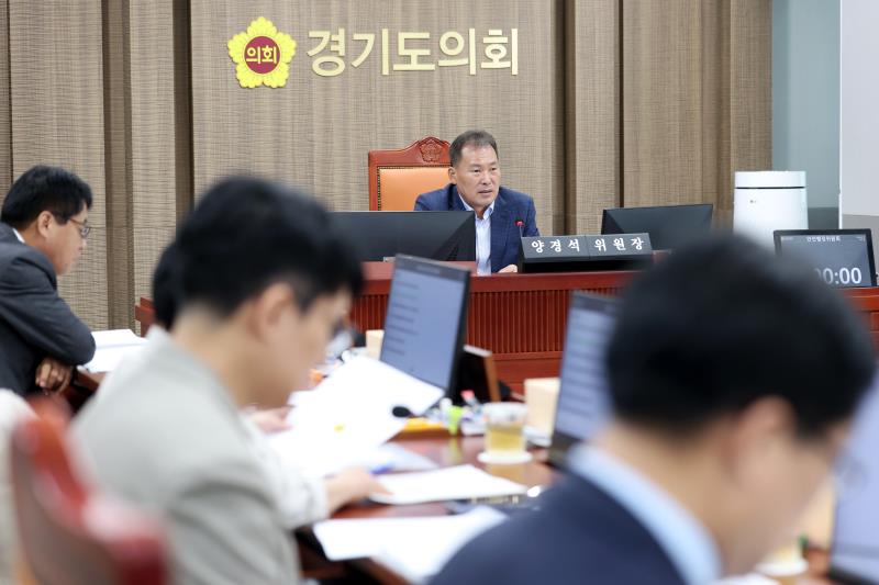 제393회 임시회 제1차 안전행정위원회-1_10