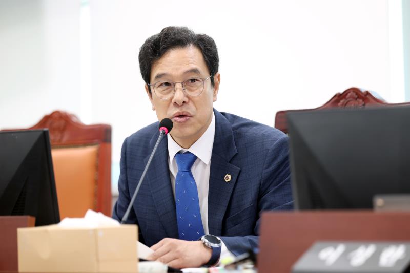 제393회 임시회 제1차 안전행정위원회-1_9