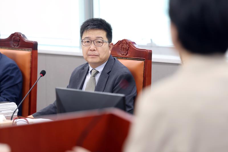 제393회 임시회 제1차 안전행정위원회-1_10