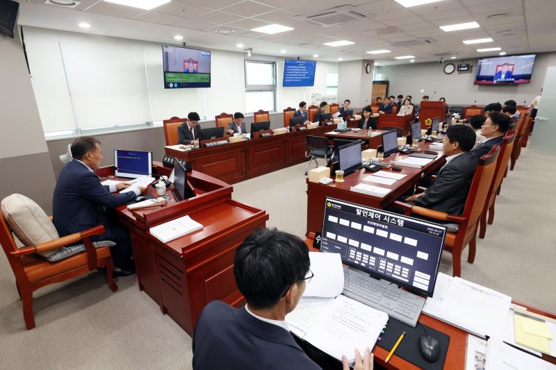 제393회 임시회 제1차 안전행정위원회-1_3