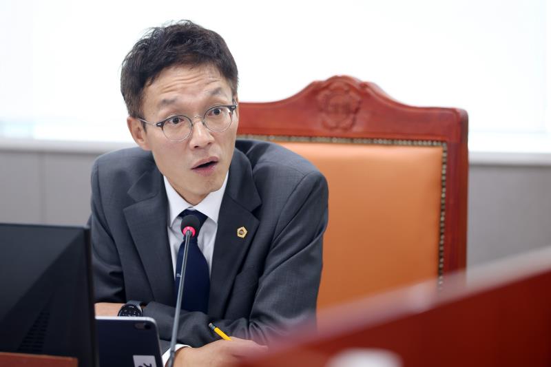 제393회 임시회 제1차 안전행정위원회-1_6