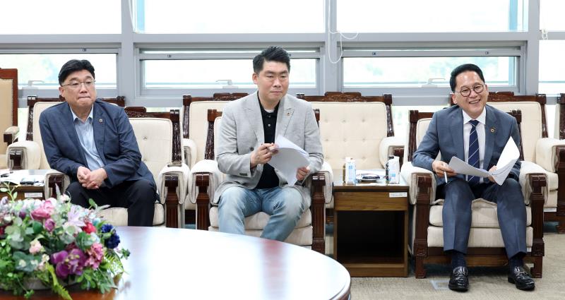경기도의회 더불어민주당 충청남도의회 방문_9