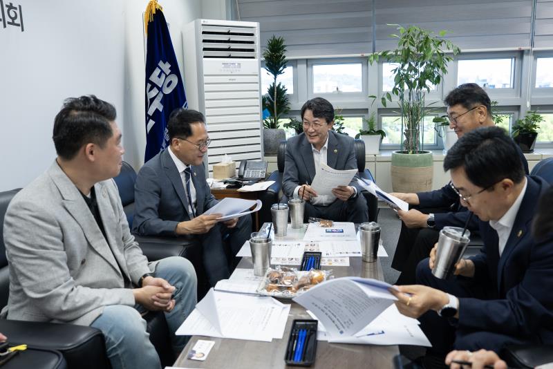 경기도의회 더불어민주당 전북특별자치도의회 방문_2