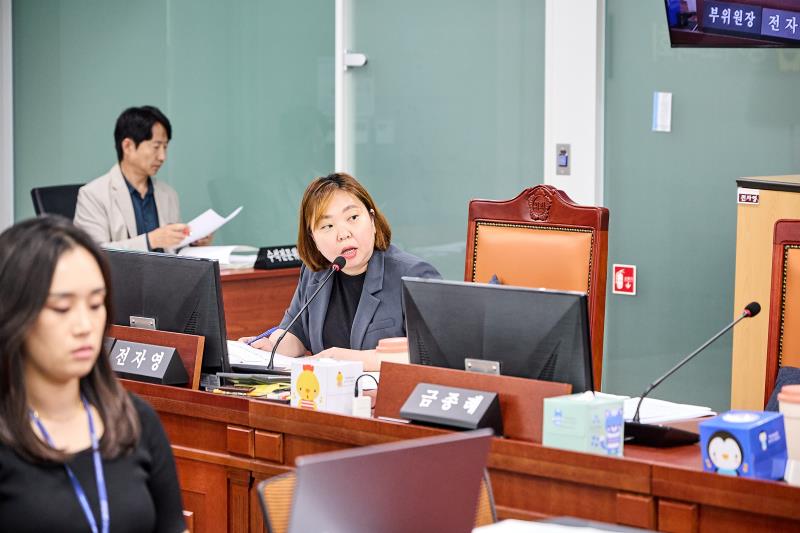 제393회 임시회 제2차 여성가족평생교육위원회_2