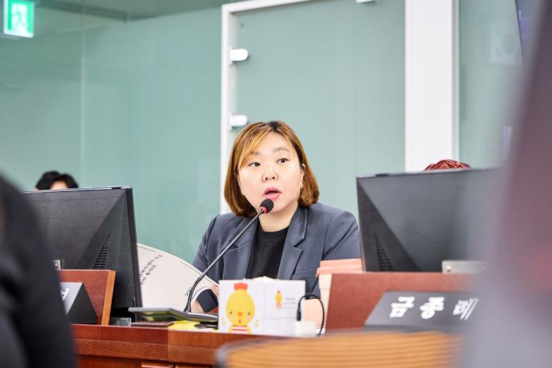 제393회 임시회 제2차 여성가족평생교육위원회_4