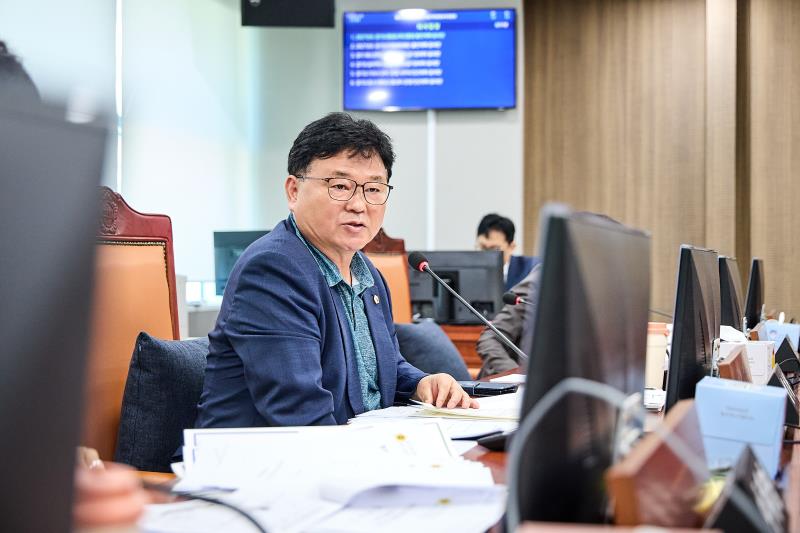 제393회 임시회 제2차 여성가족평생교육위원회_3