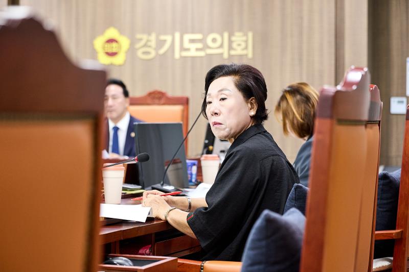 제393회 임시회 제2차 여성가족평생교육위원회_3