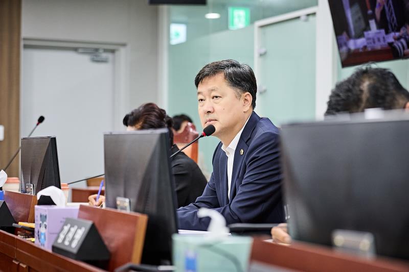 제393회 임시회 제2차 여성가족평생교육위원회_4