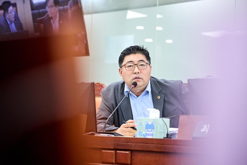 제393회 임시회 제2차 여성가족평생교육위원회_4