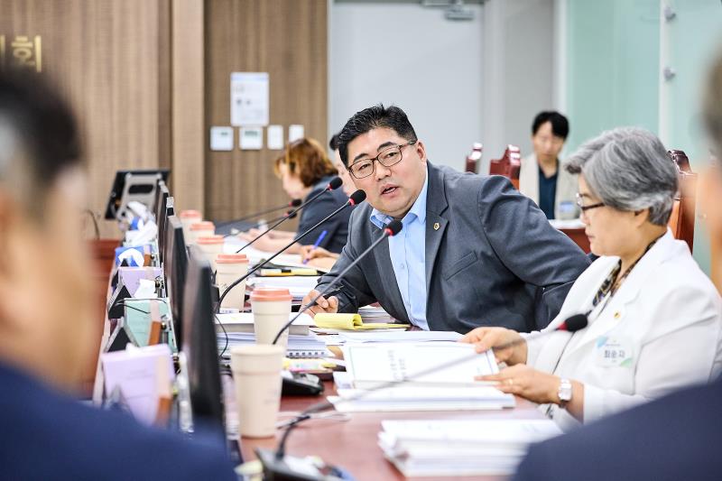 제393회 임시회 제2차 여성가족평생교육위원회_8
