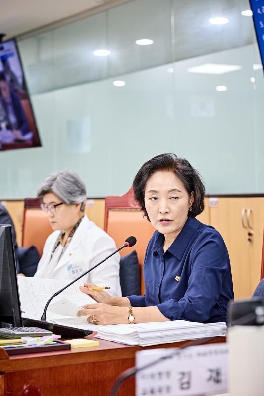 제393회 임시회 제2차 여성가족평생교육위원회_6