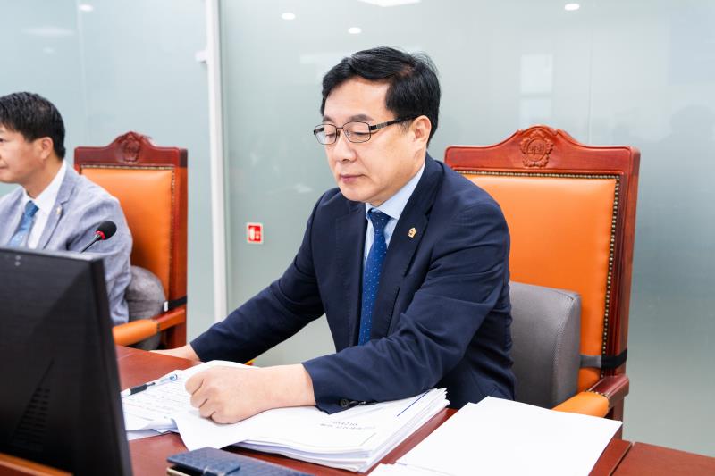 제393회 임시회 제1차 안전행정위원회_3