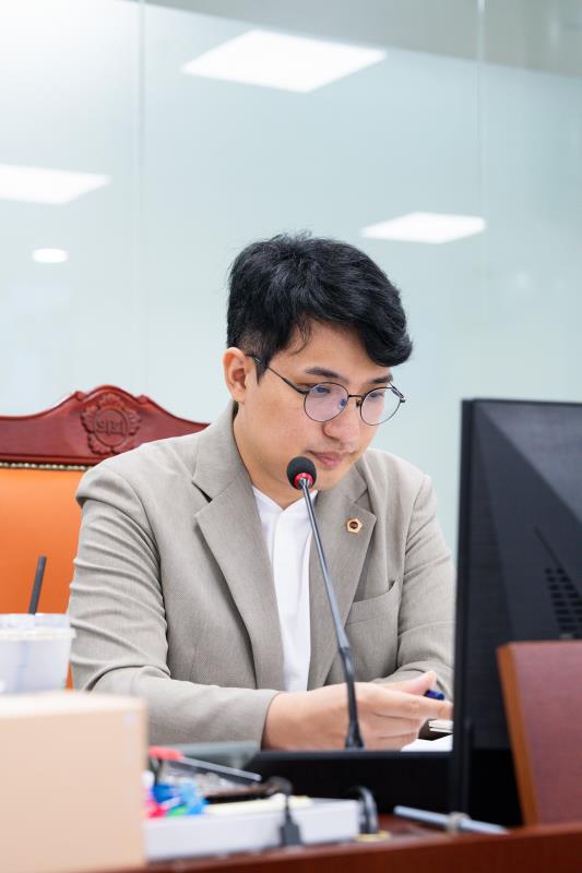제393회 임시회 제1차 안전행정위원회_5