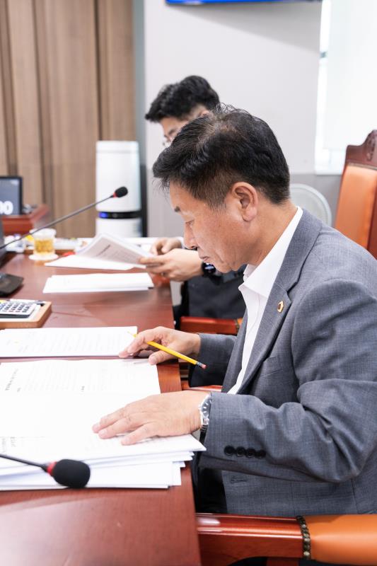 제393회 임시회 제1차 안전행정위원회_3