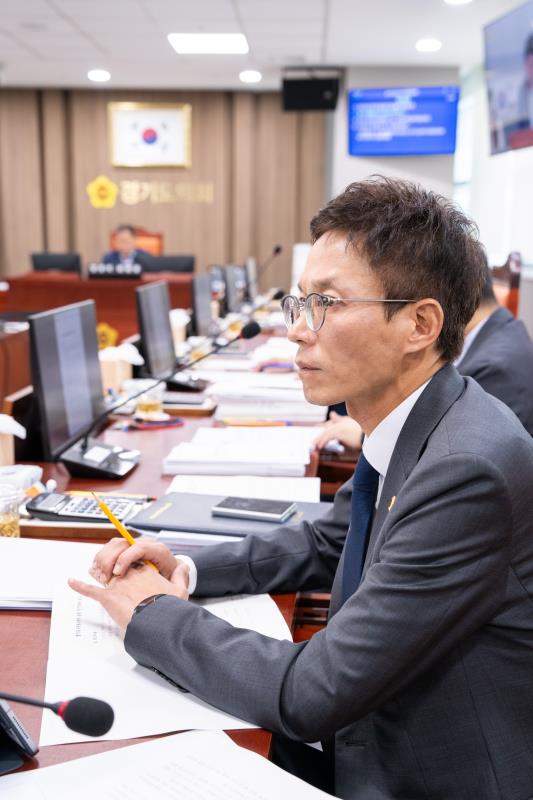 제393회 임시회 제1차 안전행정위원회_3