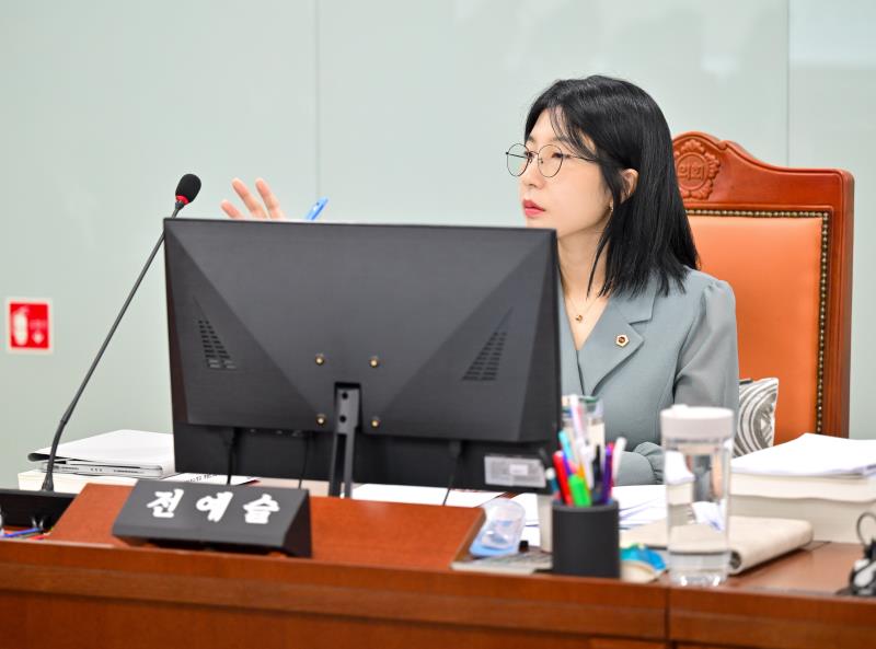 제393회 임시회 제2차 문화체육관광위원회_3