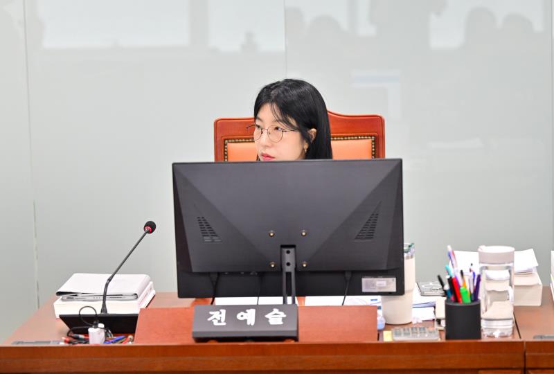 제393회 임시회 제2차 문화체육관광위원회_5
