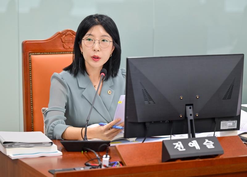 제393회 임시회 제2차 문화체육관광위원회_9