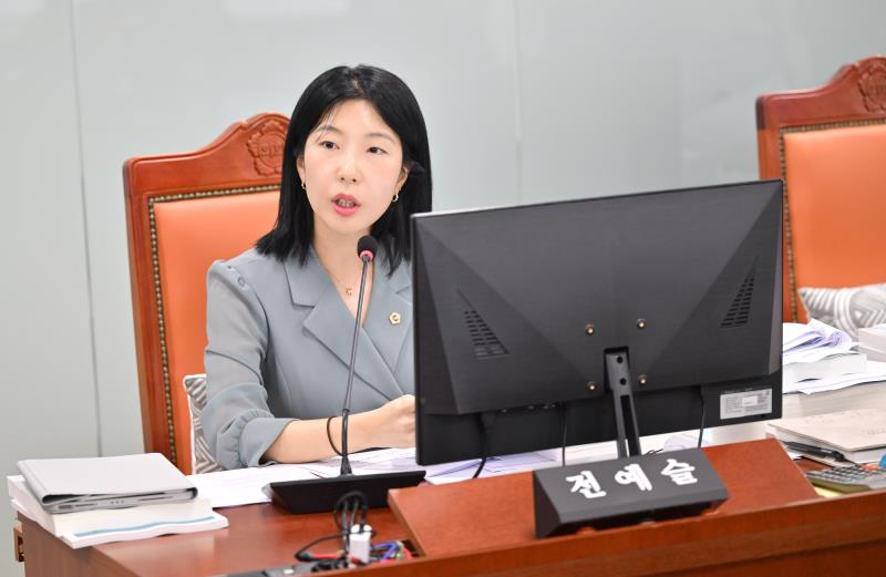 제393회 임시회 제2차 문화체육관광위원회_10