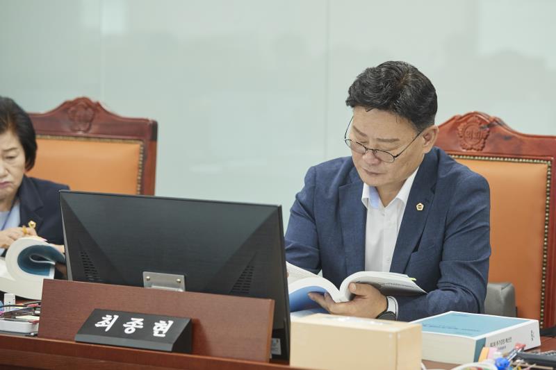 제393회 임시회 제2차 안전행정위원회_3
