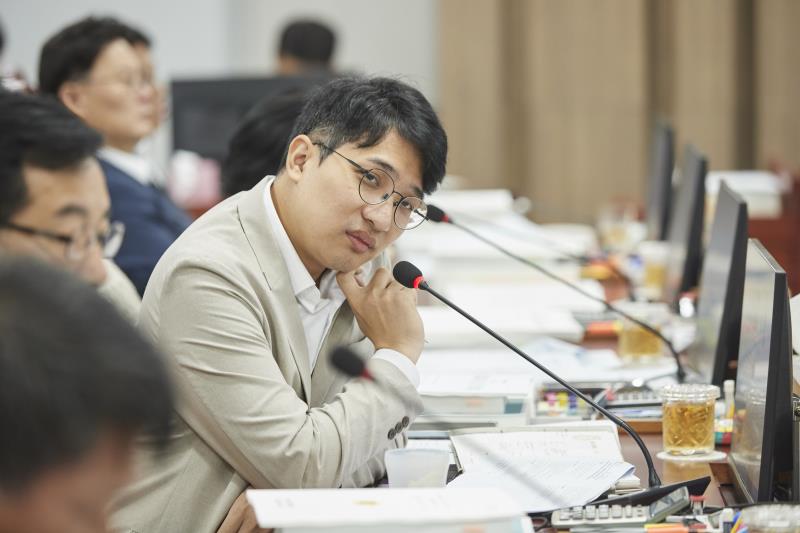 제393회 임시회 제2차 안전행정위원회_5