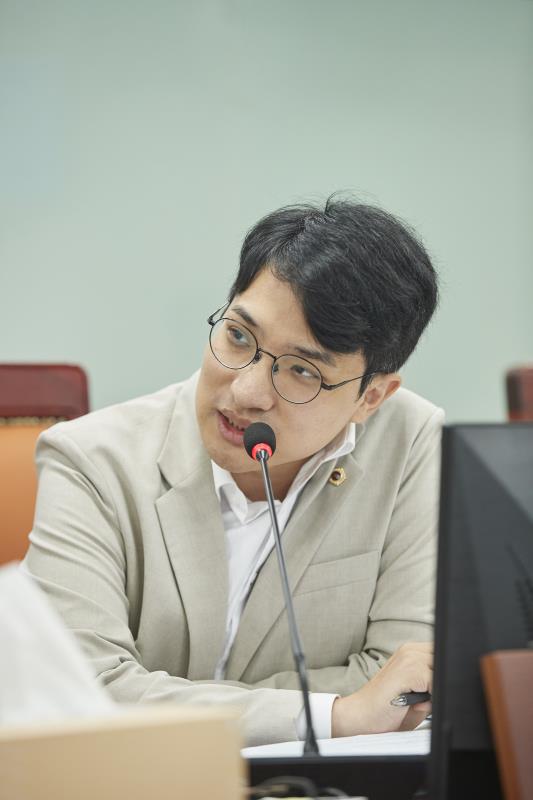 제393회 임시회 제2차 안전행정위원회_8