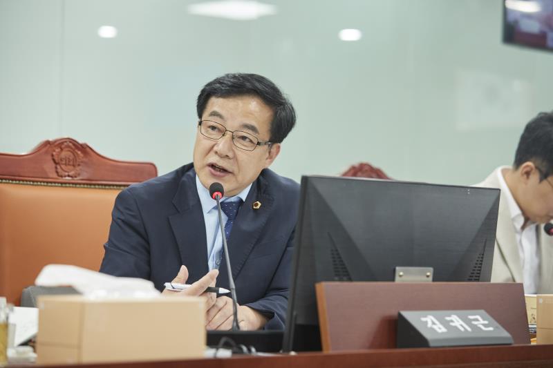 제393회 임시회 제2차 안전행정위원회_9