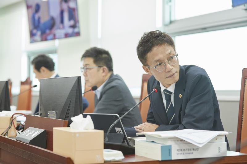 제393회 임시회 제2차 안전행정위원회_3