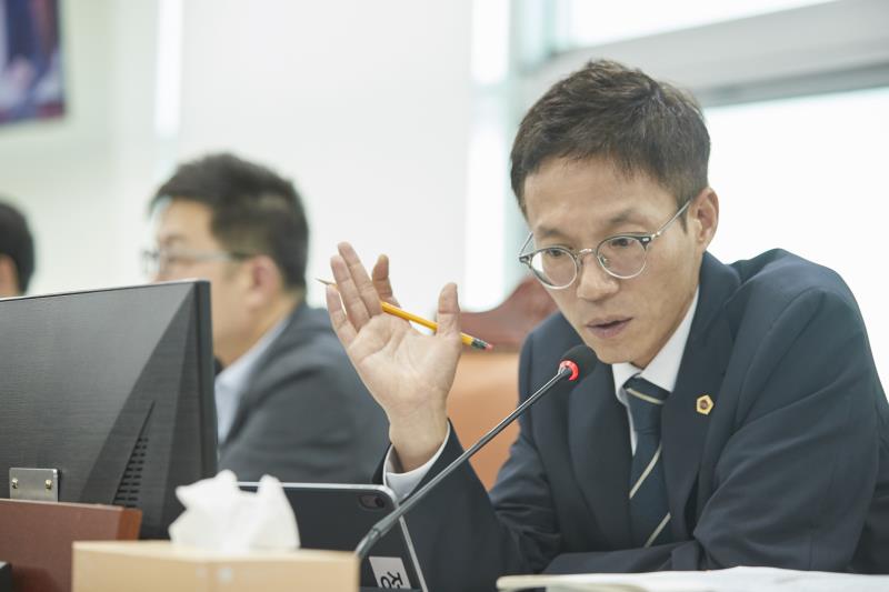 제393회 임시회 제2차 안전행정위원회_6
