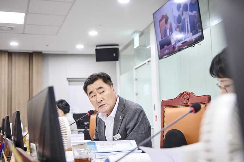 제393회 임시회 제1차 건설교통위원회_8