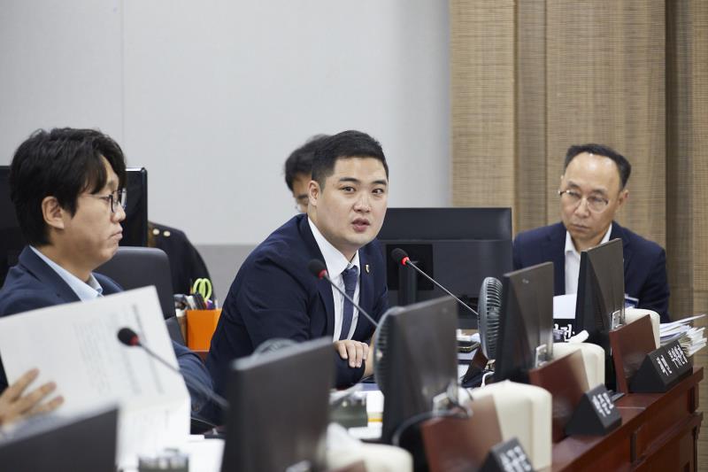 제393회 임시회 제1차 경제노동위원회_6