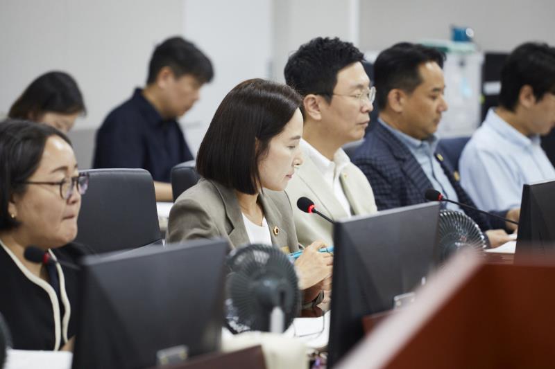 제393회 임시회 제1차 경제노동위원회_3