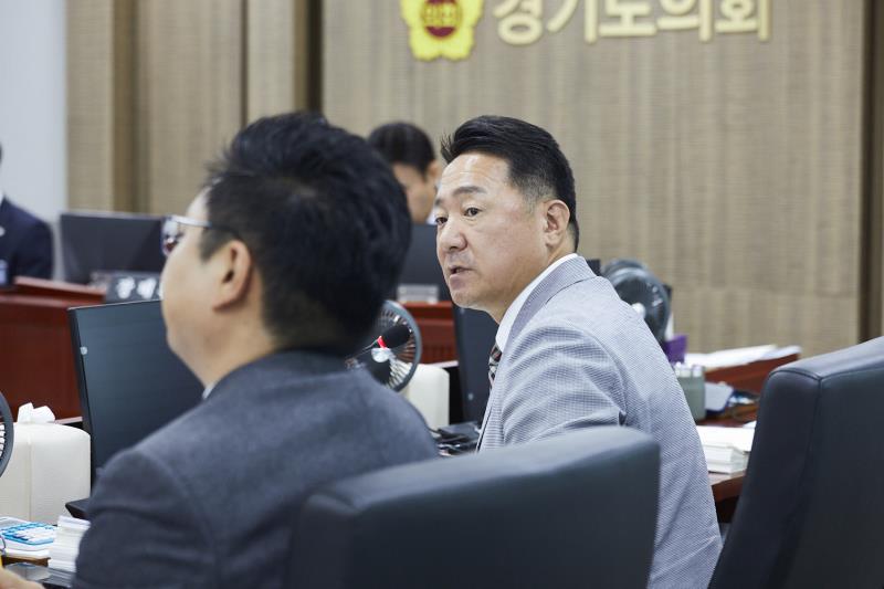 제393회 임시회 제1차 경제노동위원회_8
