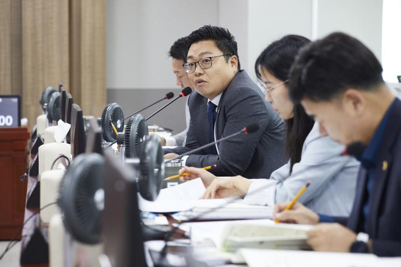 제393회 임시회 제1차 경제노동위원회_6