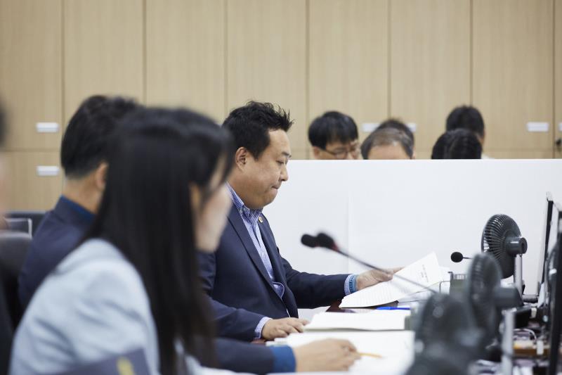 제393회 임시회 제1차 경제노동위원회_9