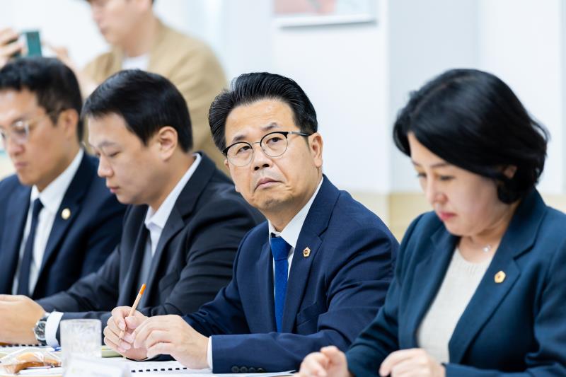 제393회 임시회 문화체육관광위원회 현장방문_8