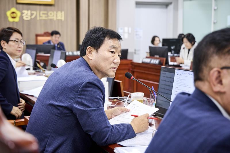 제393회 임시회 제1차 건설교통위원회_8