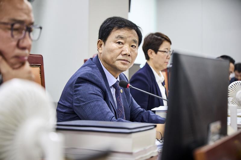 제393회 임시회 제1차 건설교통위원회_9