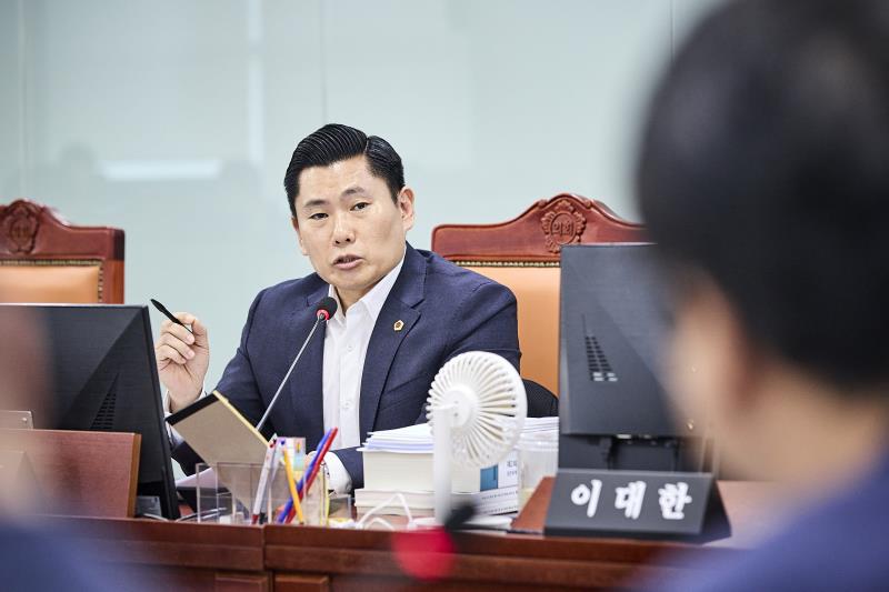 제393회 임시회 제1차 건설교통위원회_9