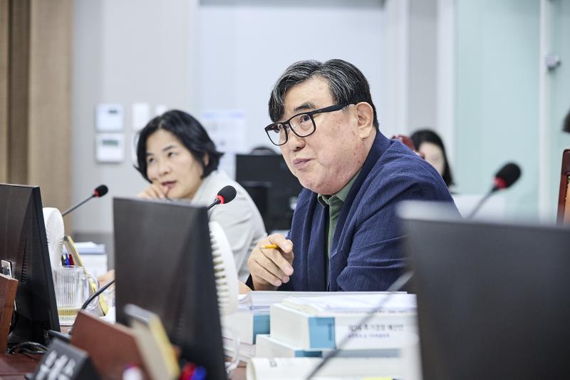 제393회 임시회 제1차 건설교통위원회_8