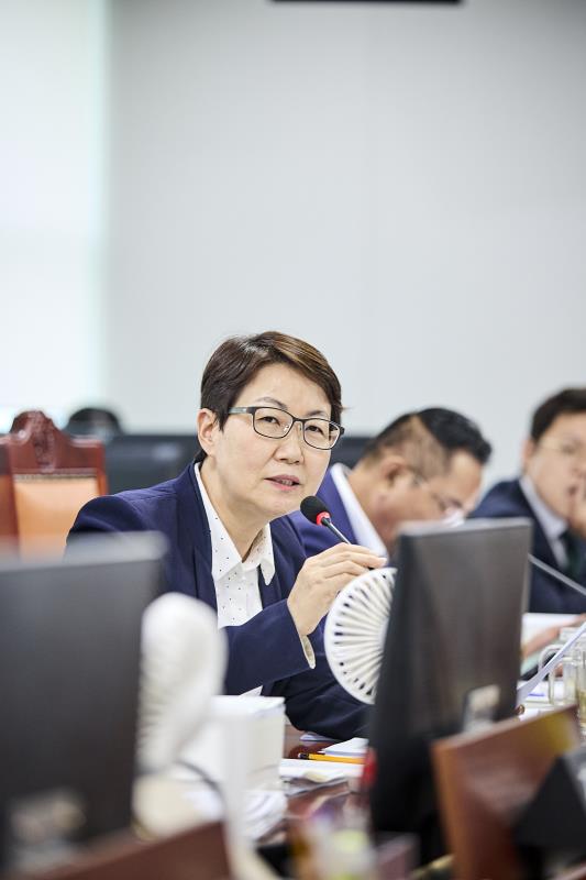 제393회 임시회 제1차 건설교통위원회_9