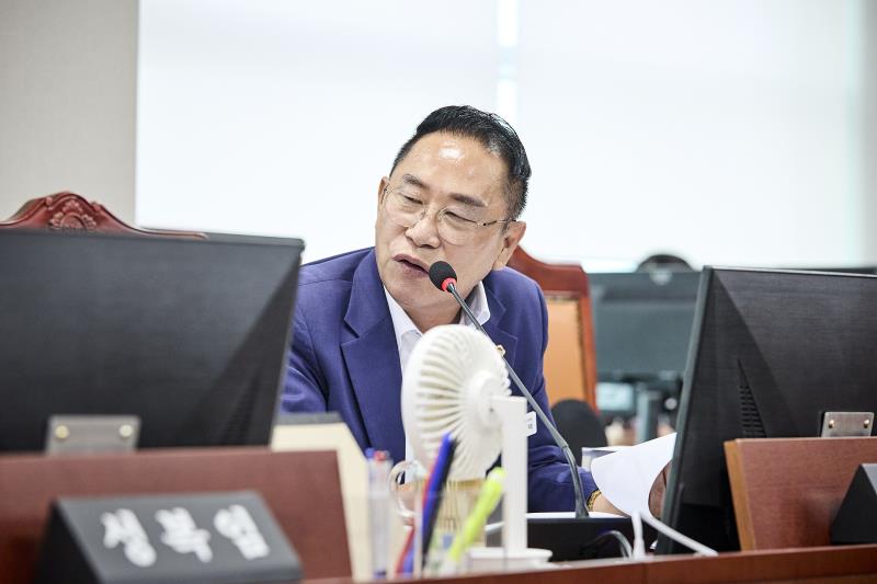 제393회 임시회 제1차 건설교통위원회_9