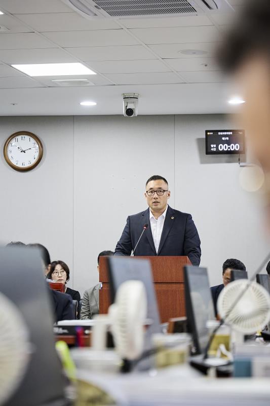 제393회 임시회 제1차 건설교통위원회_5