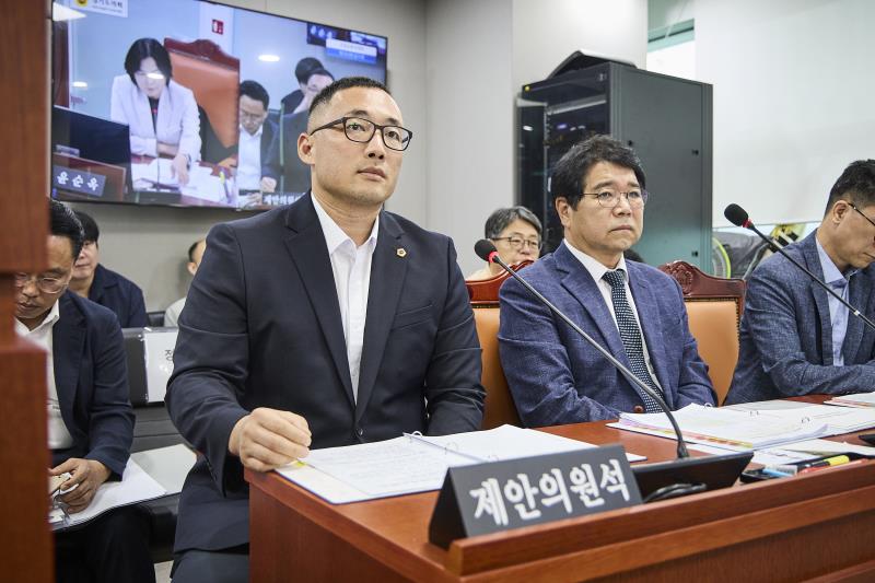 제393회 임시회 제1차 건설교통위원회_8